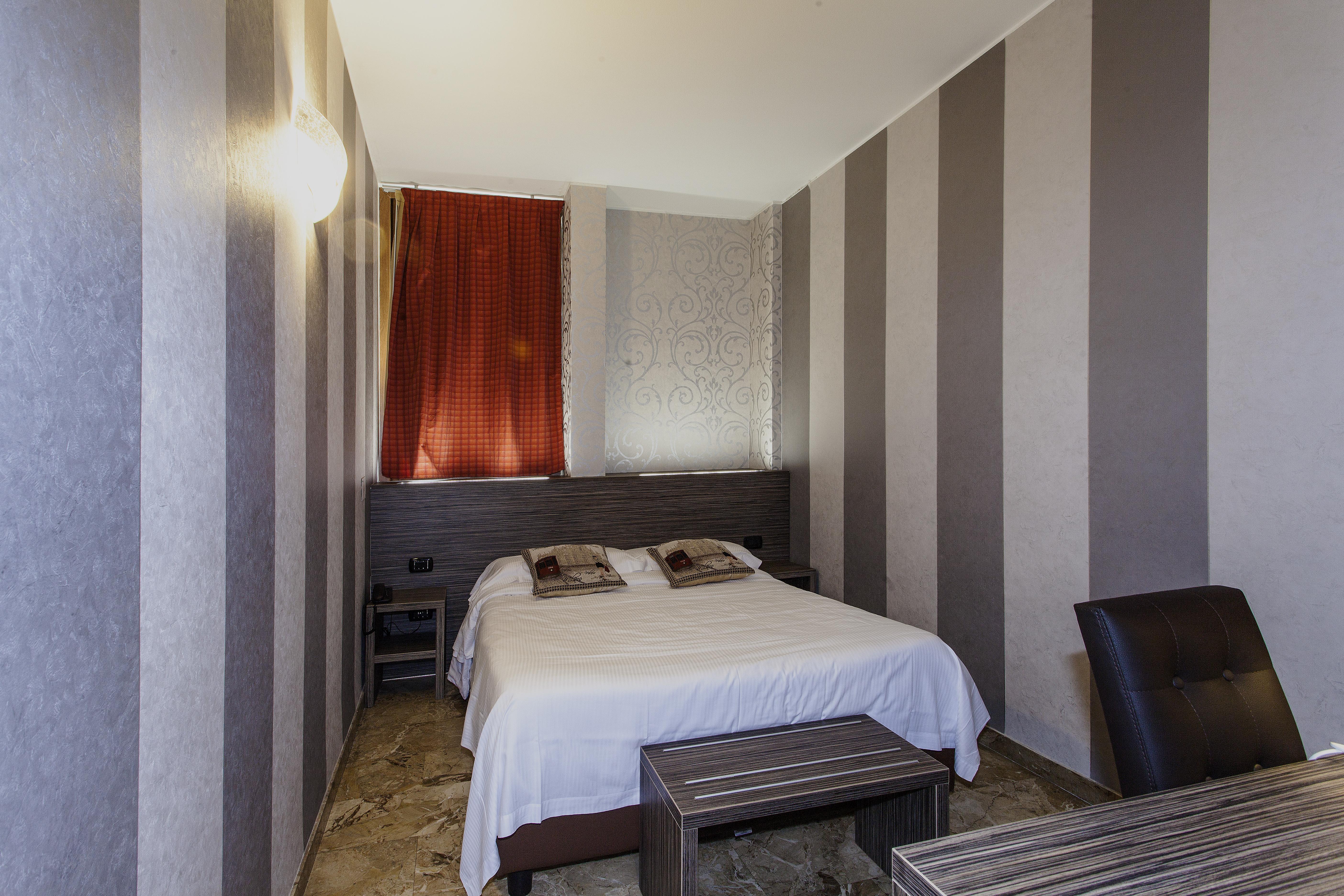 Canova Hotel Milano Exteriör bild